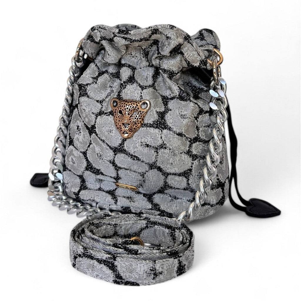 SAVANNAH BUCKET BAG