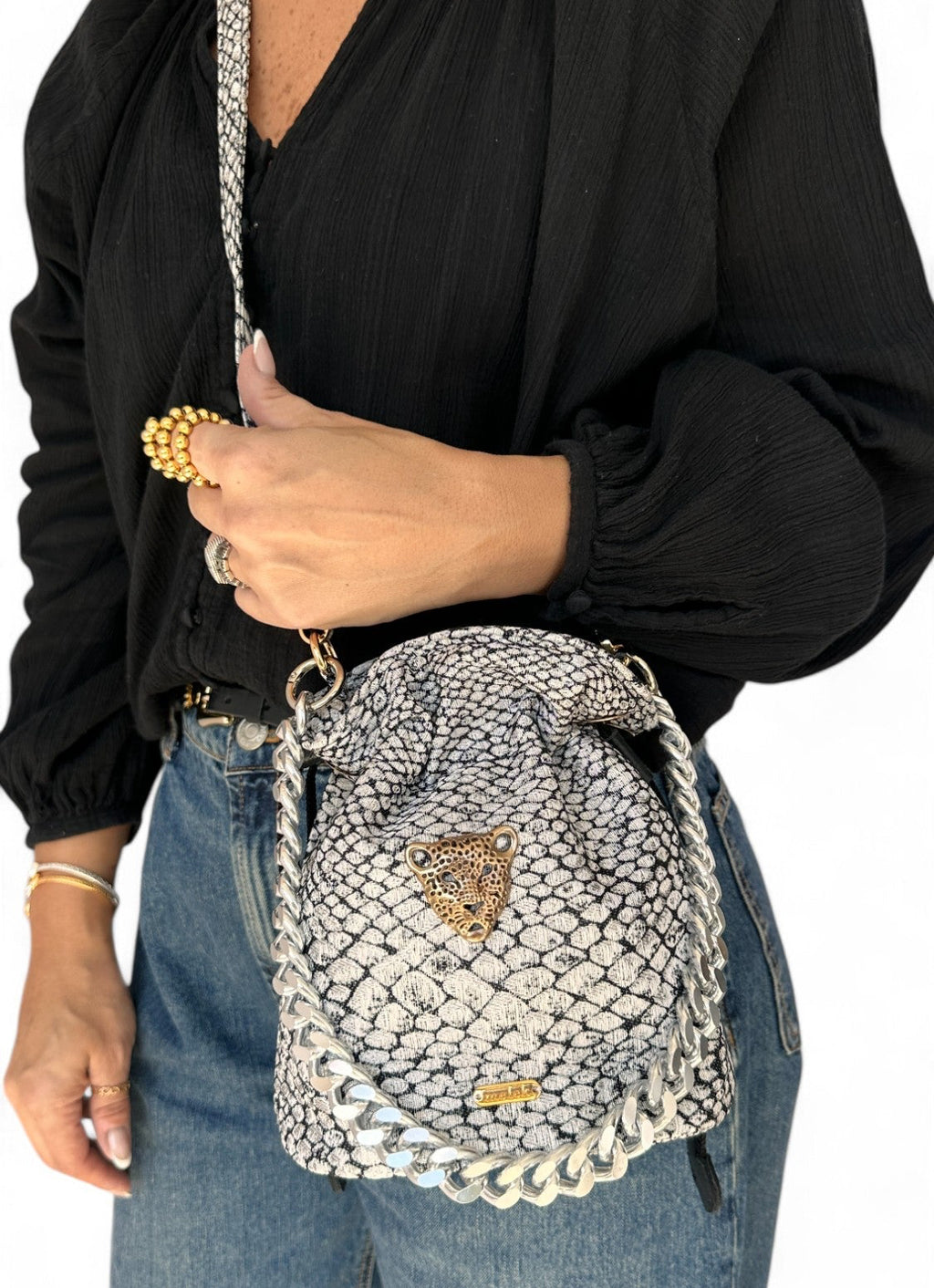 PITÓN BUCKET BAG