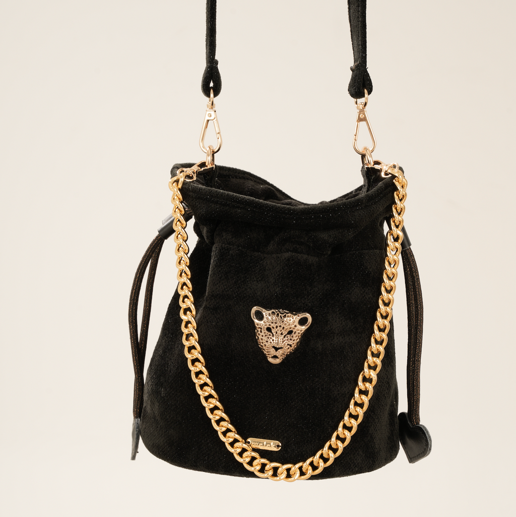BLACK BUCKET BAG
