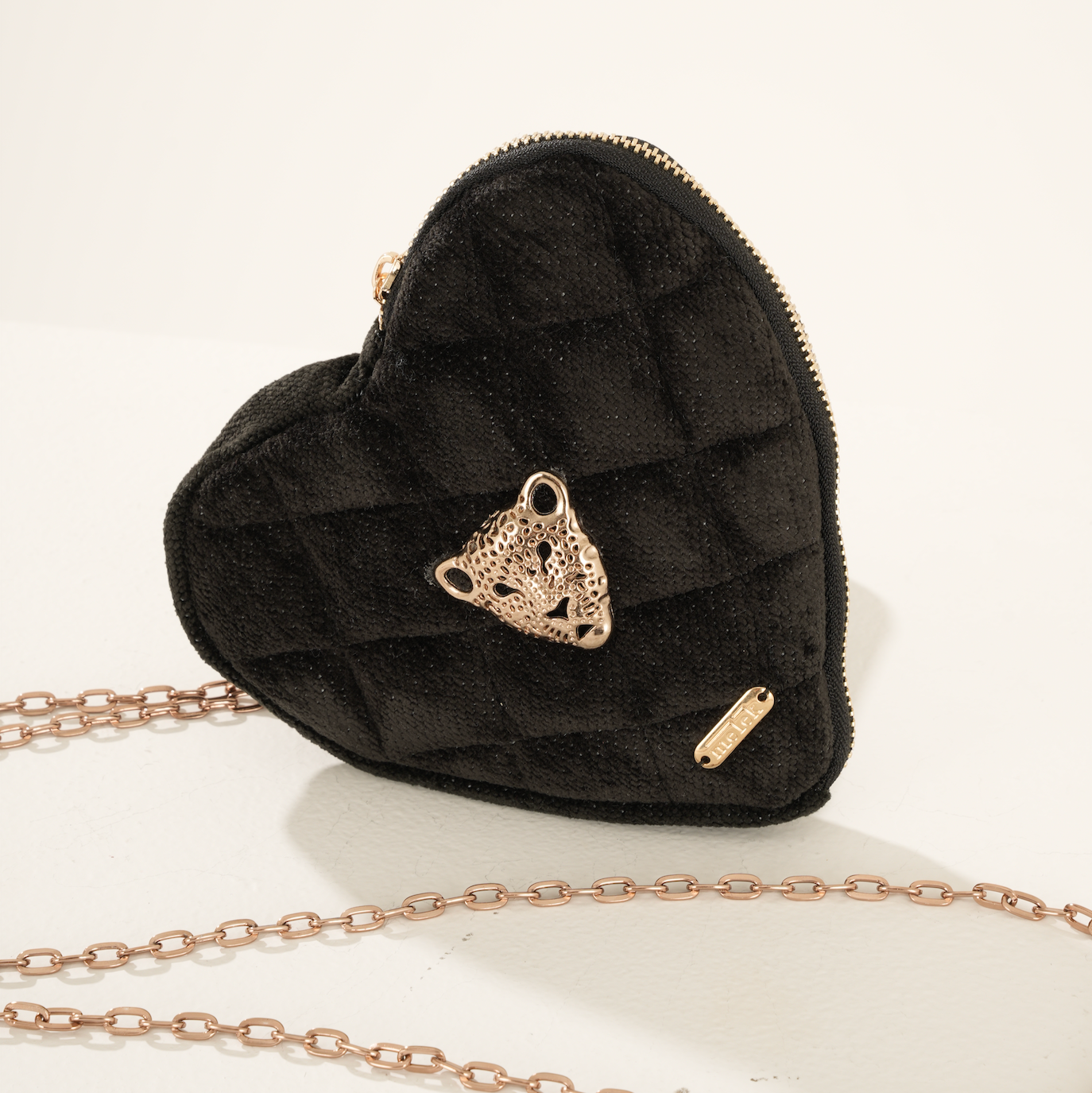 BLACK PARTY HEART