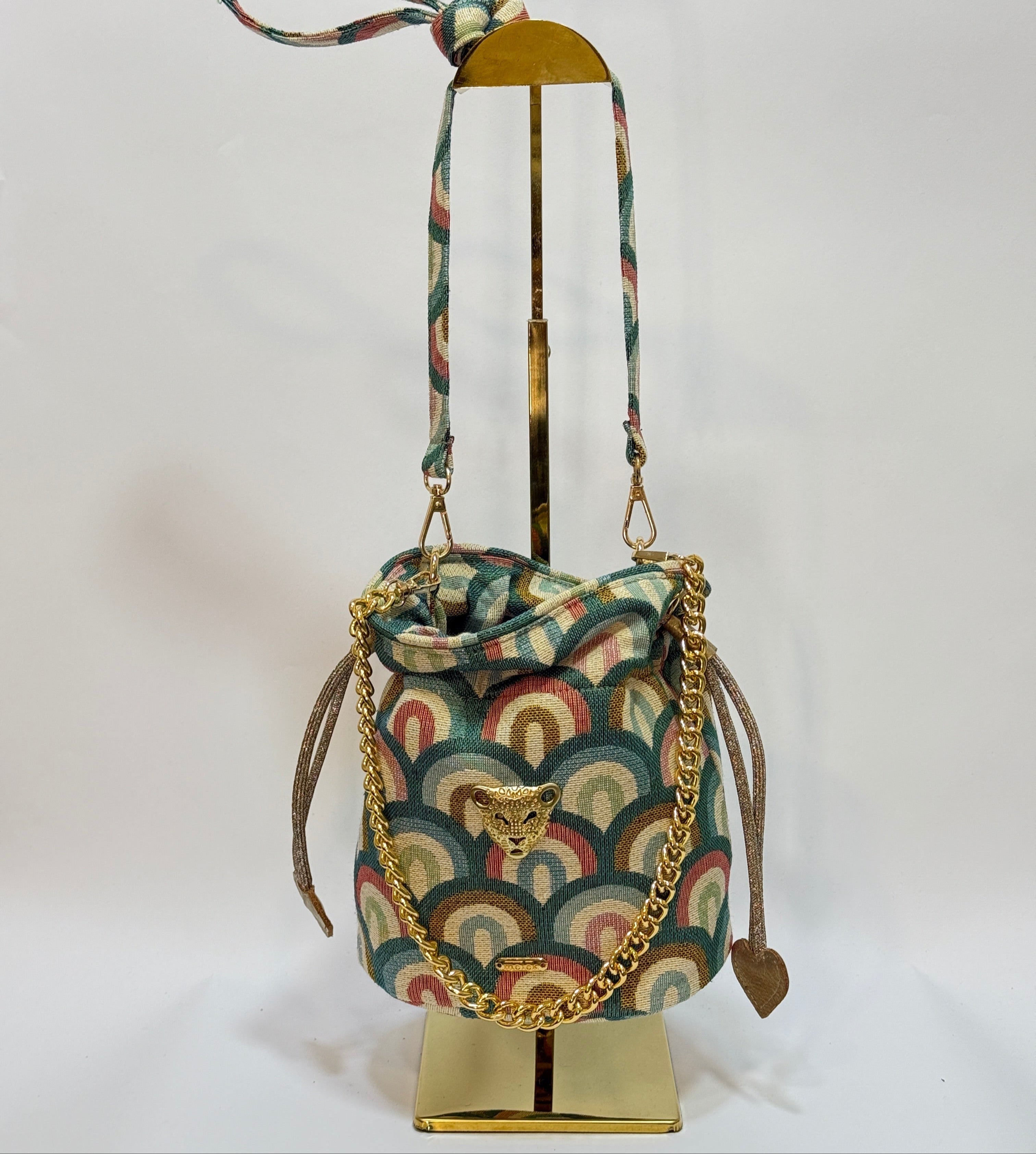 IRIS BUCKET BAG