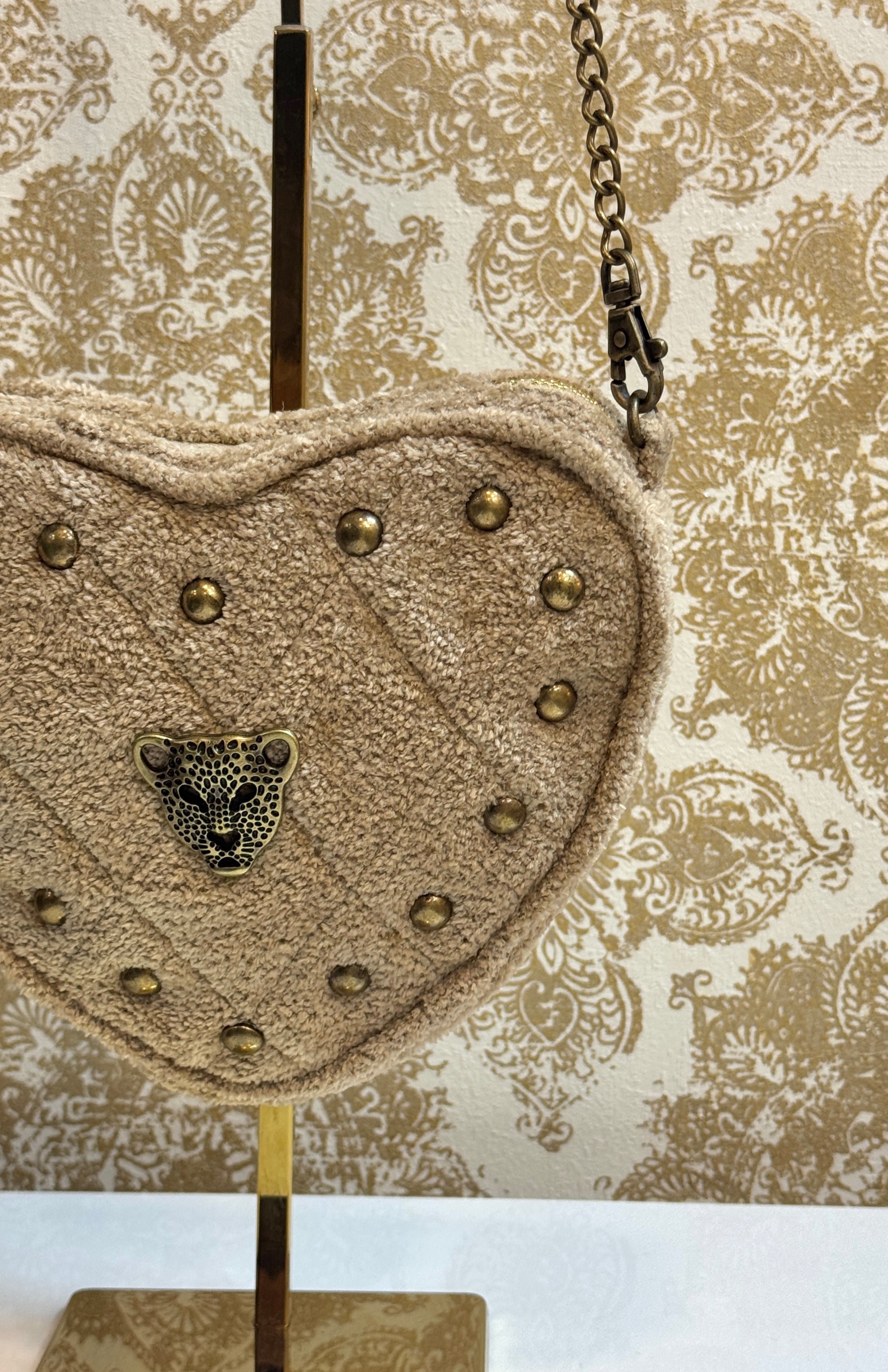 CREAM HEART BAG
