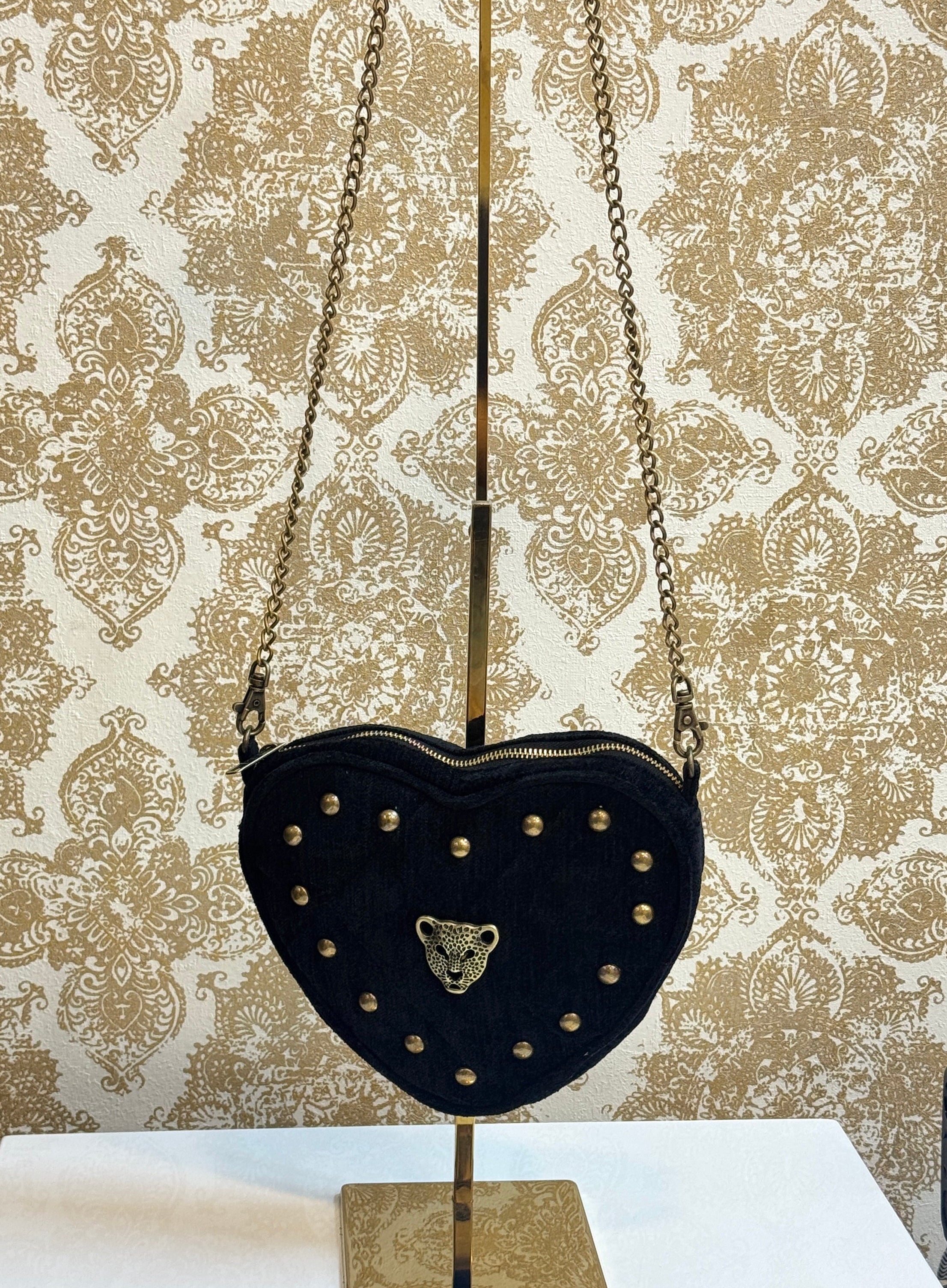 BLACK HEART BAG