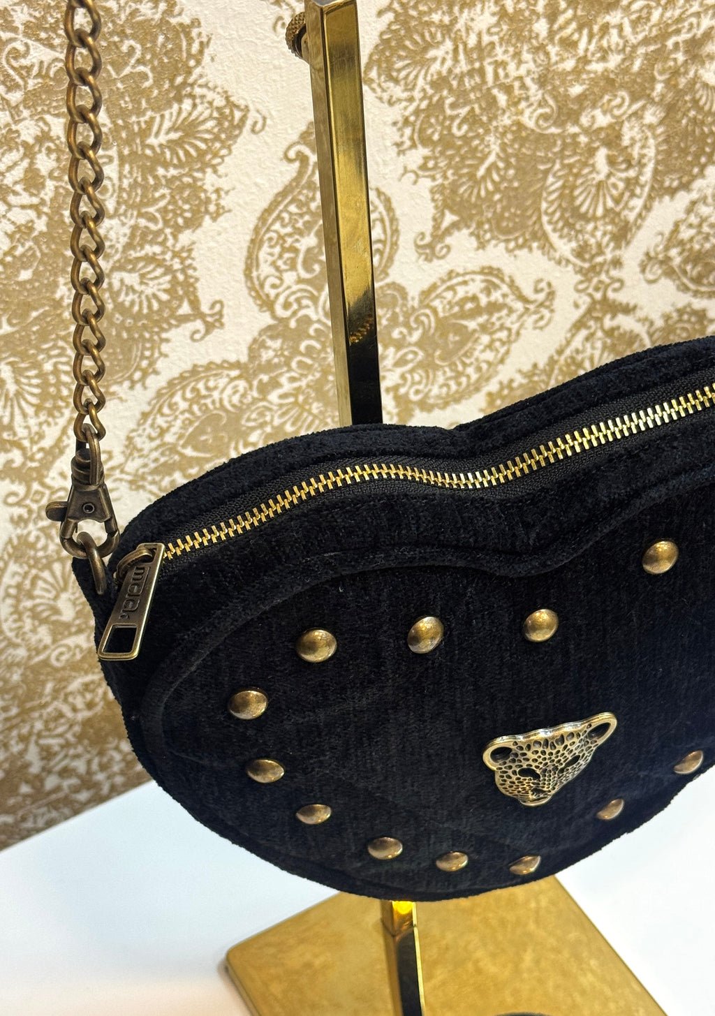 BLACK HEART BAG