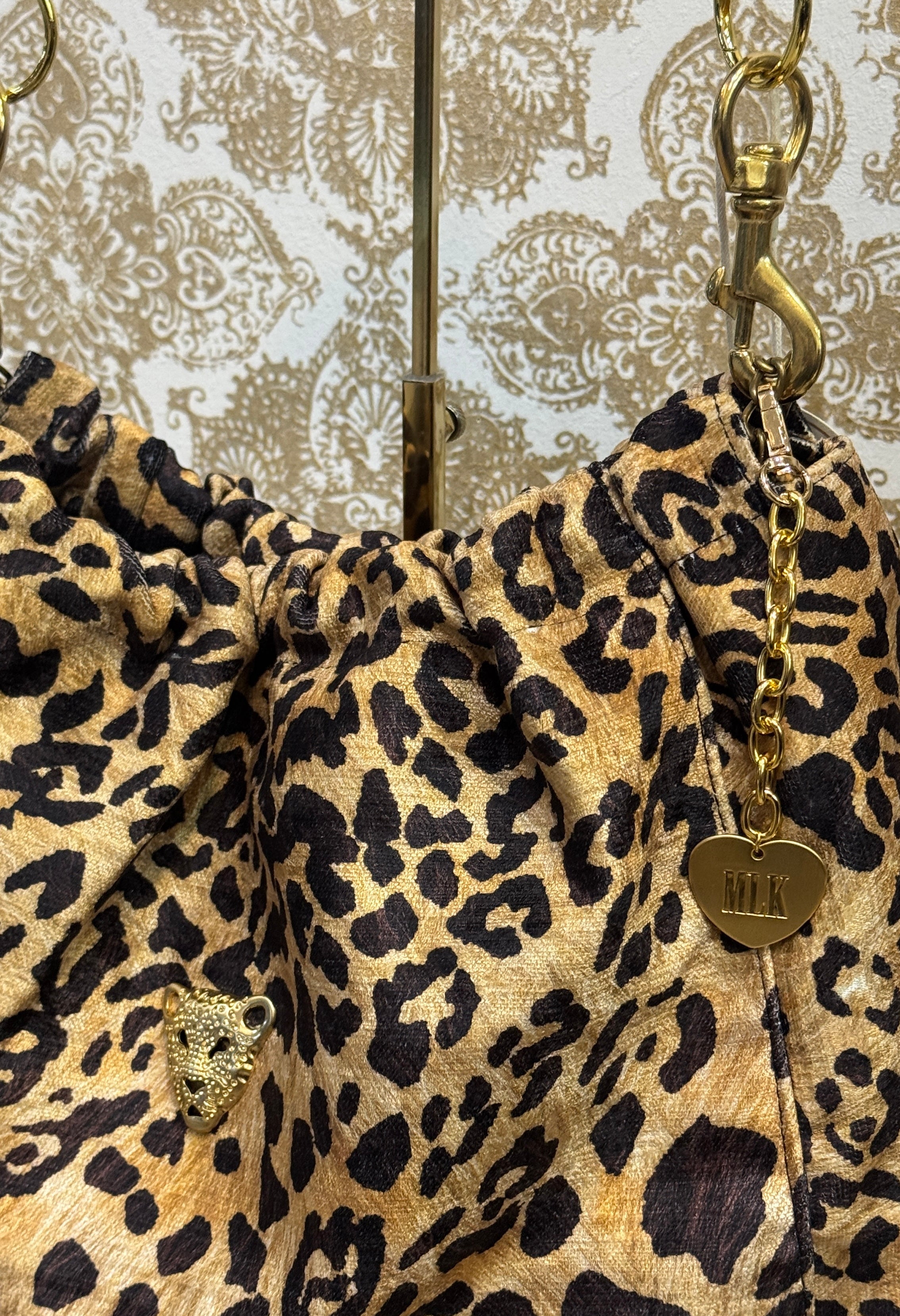 ANIMAL PRINT HOBO SAK