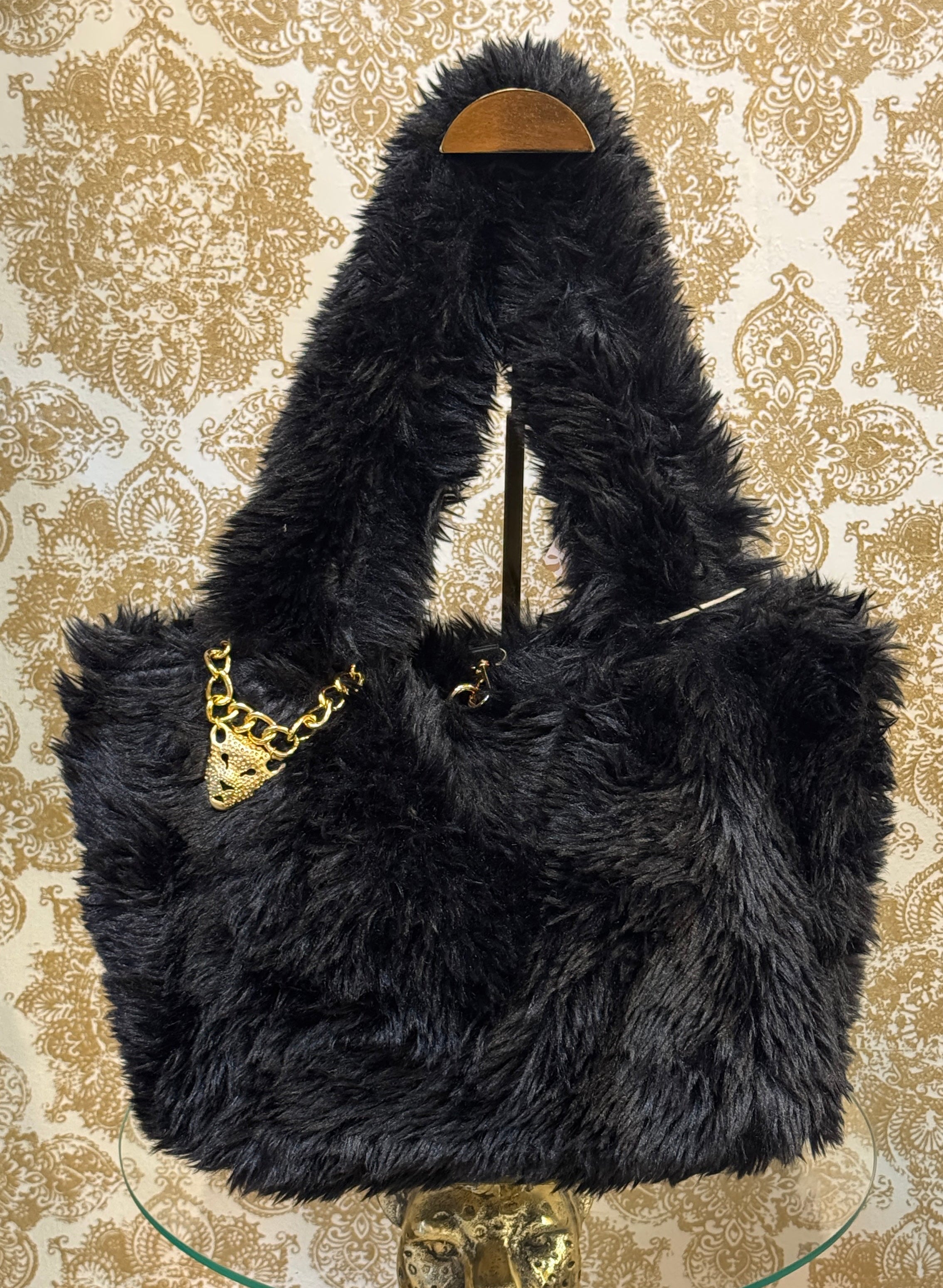 BLACK FURRY BAG