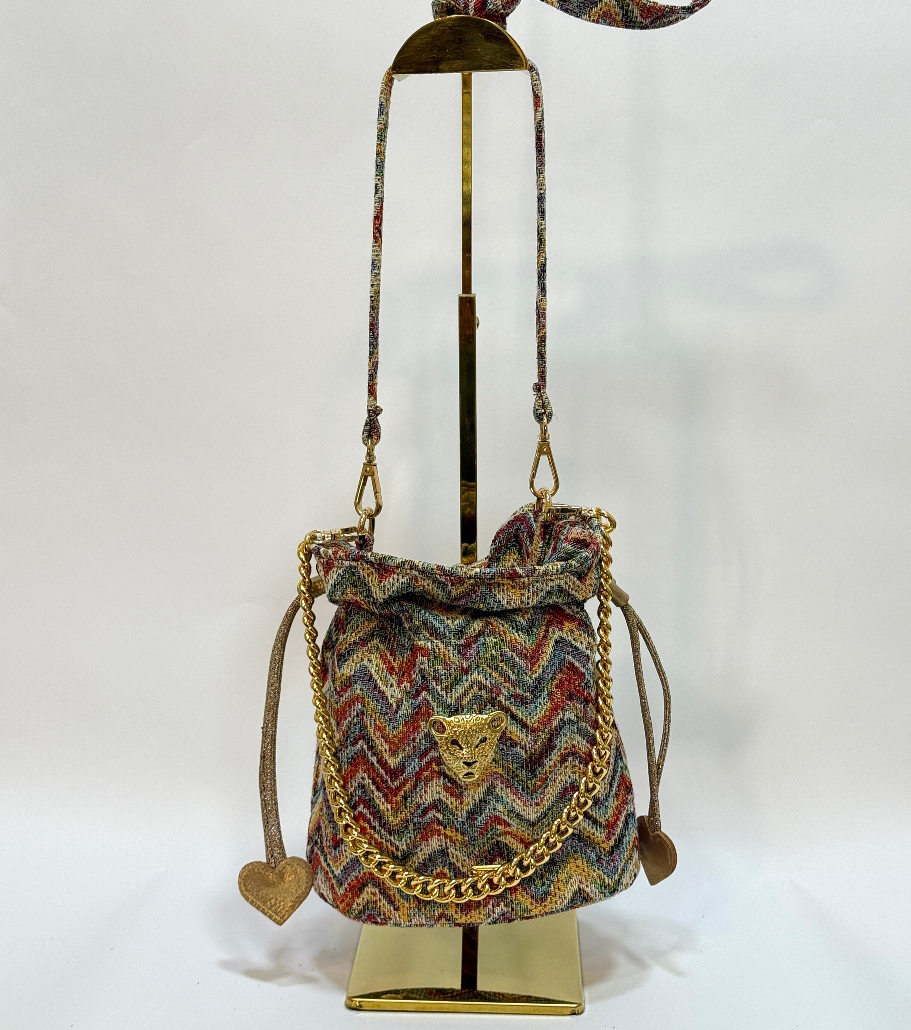 ASTRAL BUCKET BAG