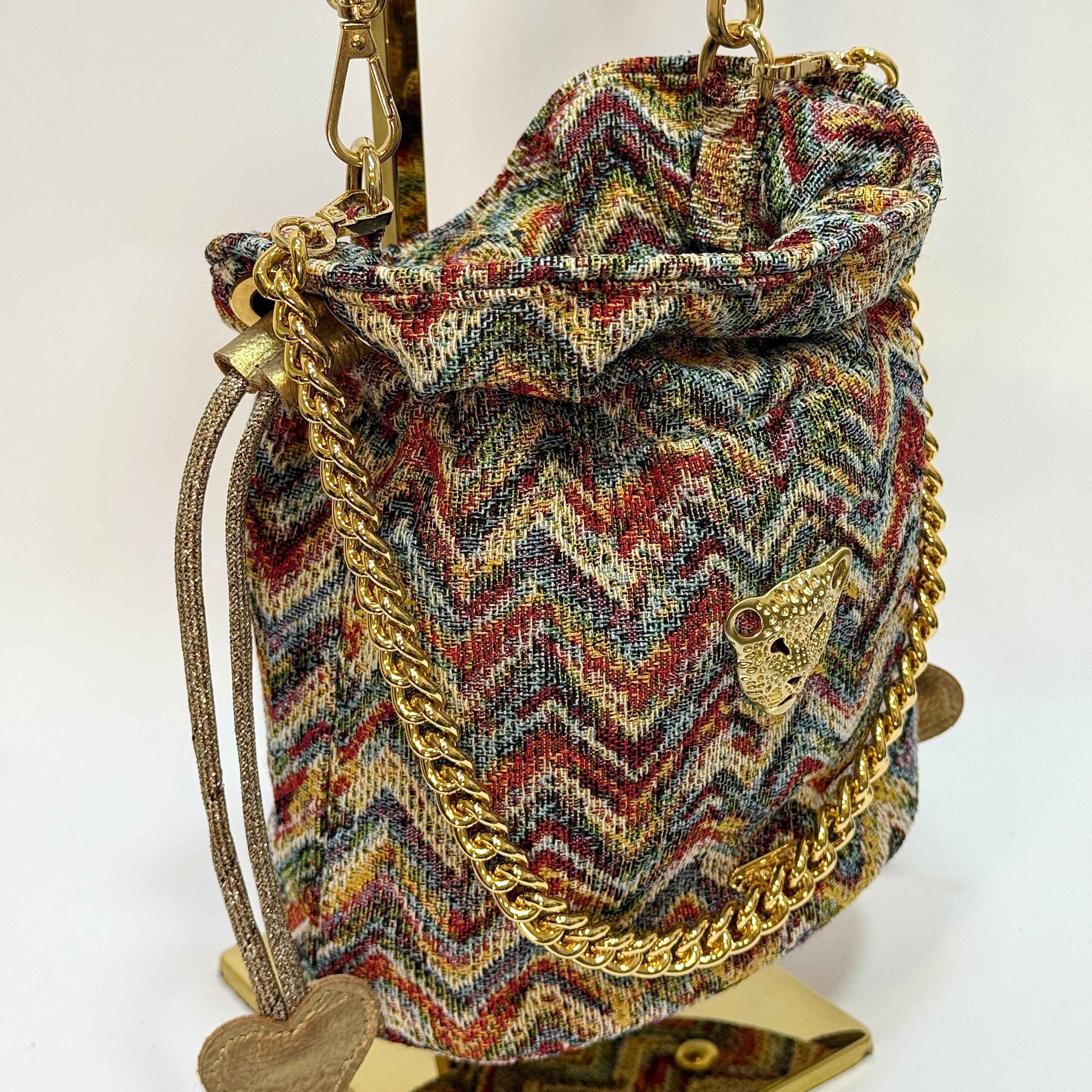 ASTRAL BUCKET BAG