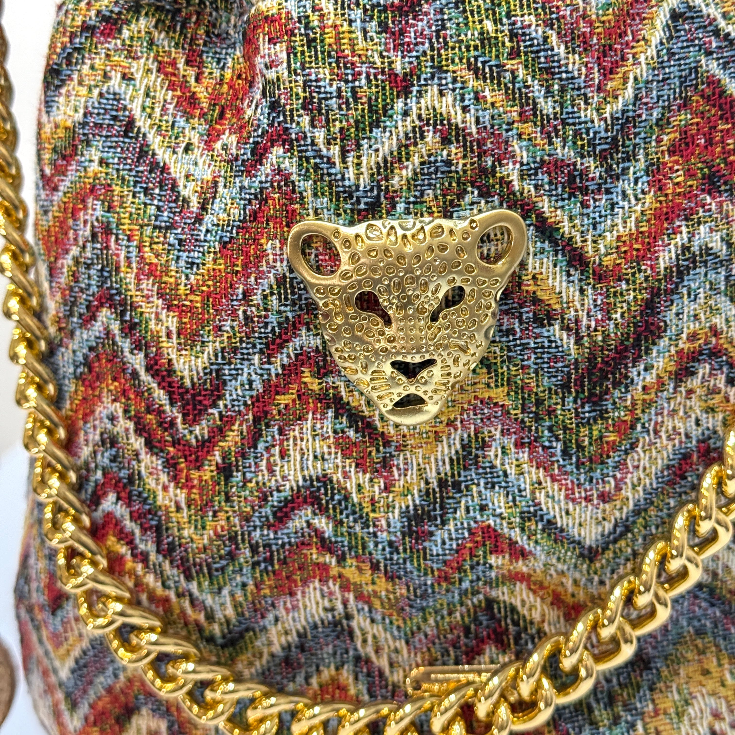 ASTRAL BUCKET BAG